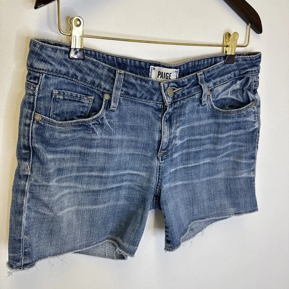 Paige Jimmy Jimmy Skinny Denim Shorts Medium Wash Raw Hem‎ Size 28